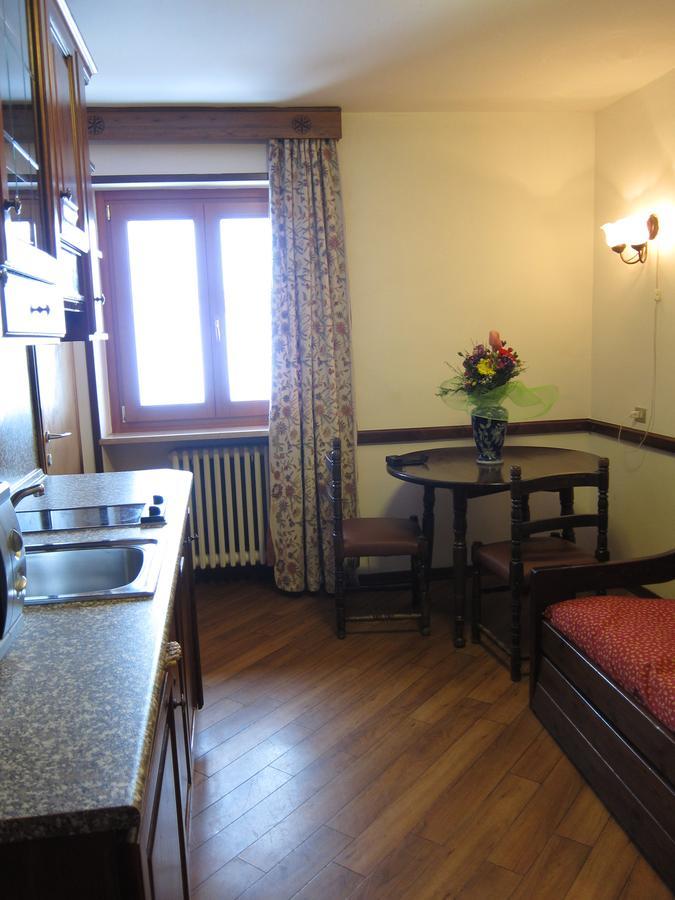 Residence Castelli Breuil-Cervinia Eksteriør billede