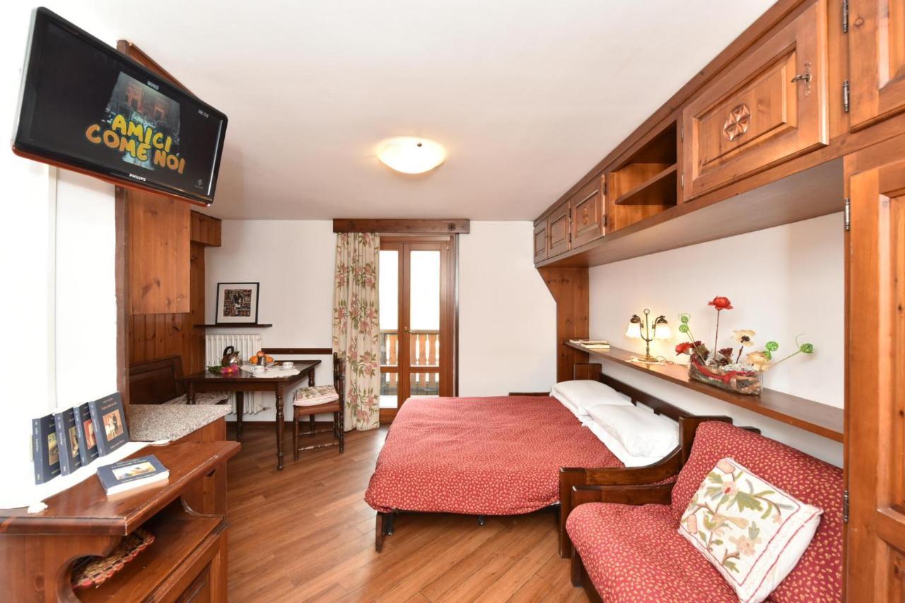 Residence Castelli Breuil-Cervinia Eksteriør billede